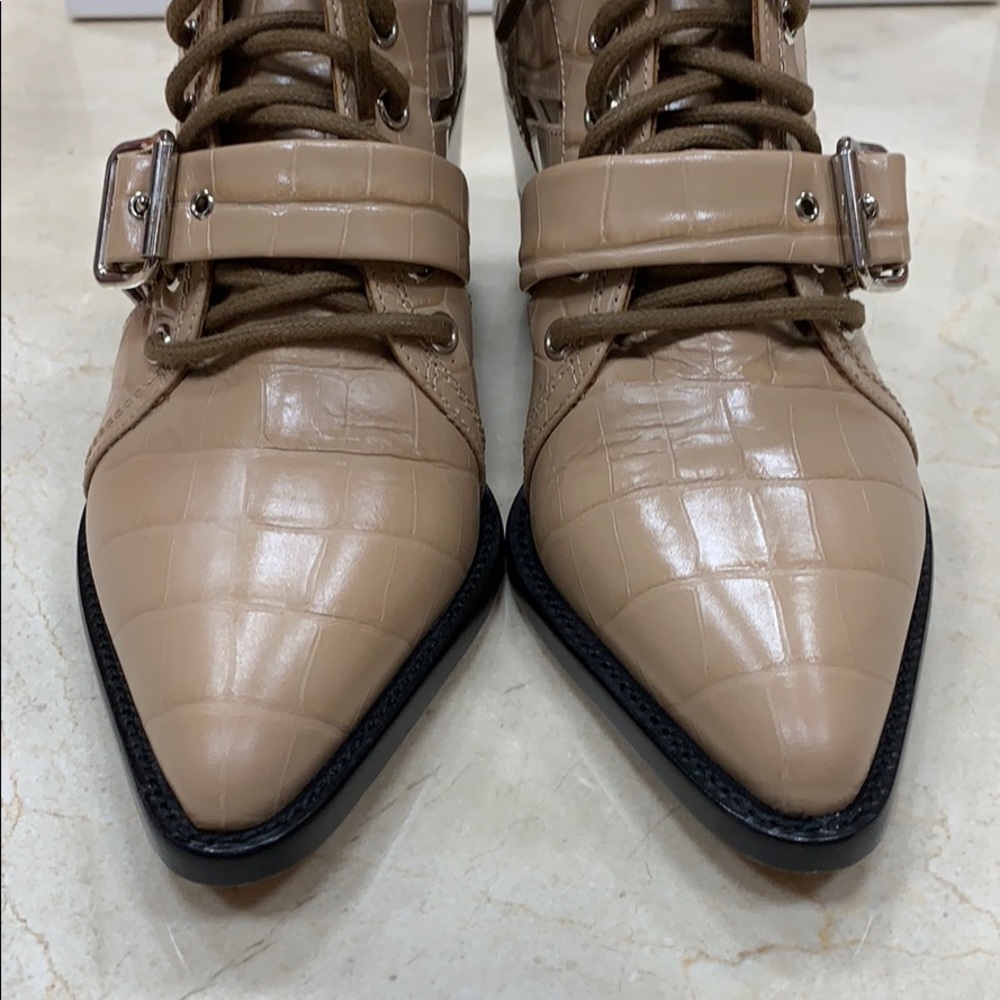 ❌❌SOLD❌❌CHLOE 60MM RYLEE LACE UP COMBAT BOOTS - Picture 4 of 8